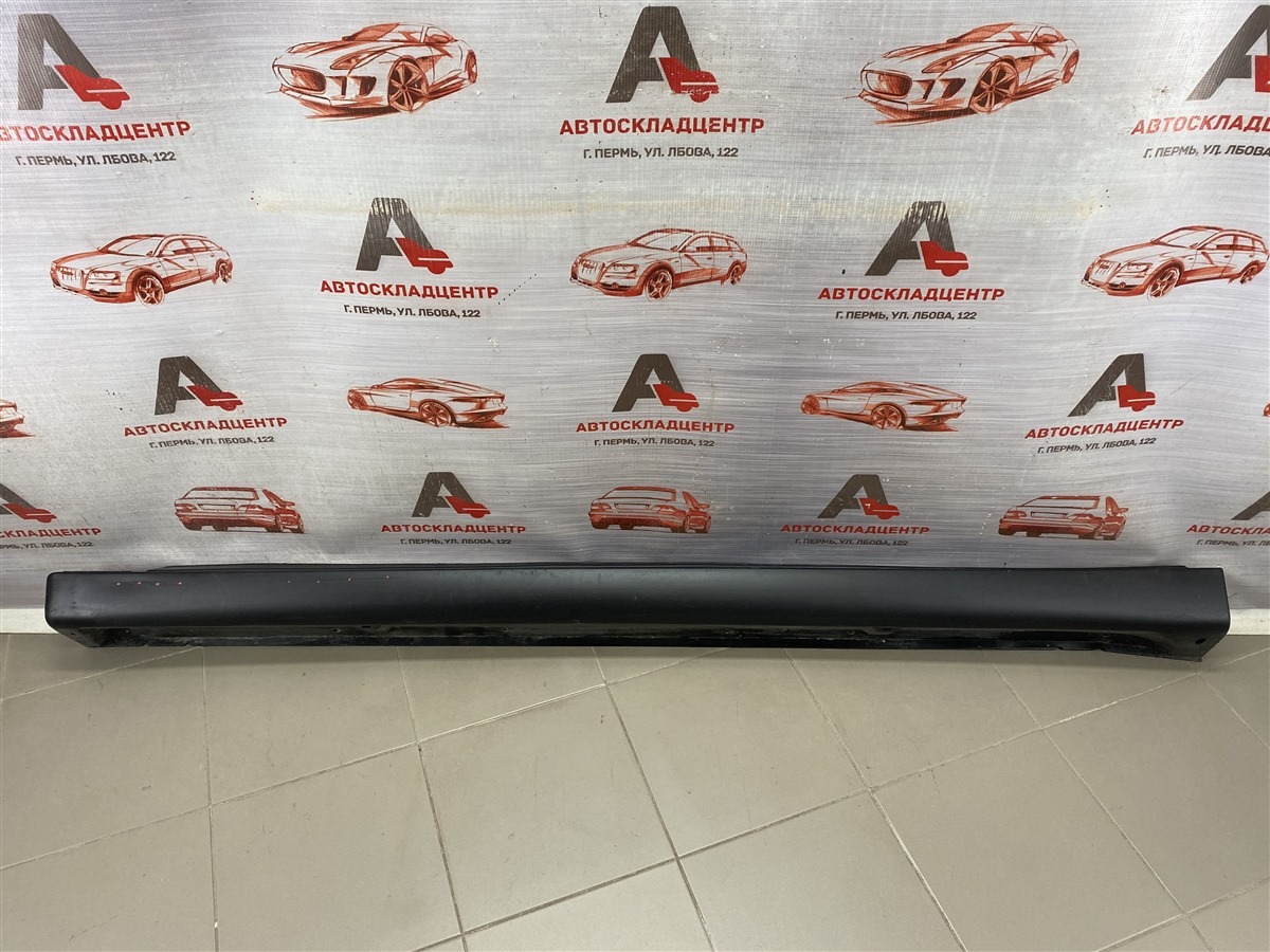 Накладка порога кузова - наружная облицовка MITSUBISHI OUTLANDER (2012-н.в.) левая (б/у) Накладка порога кузова - наружная облицовка MITSUBISHI OUTLANDER (2012-н.в.) левая (б/у)