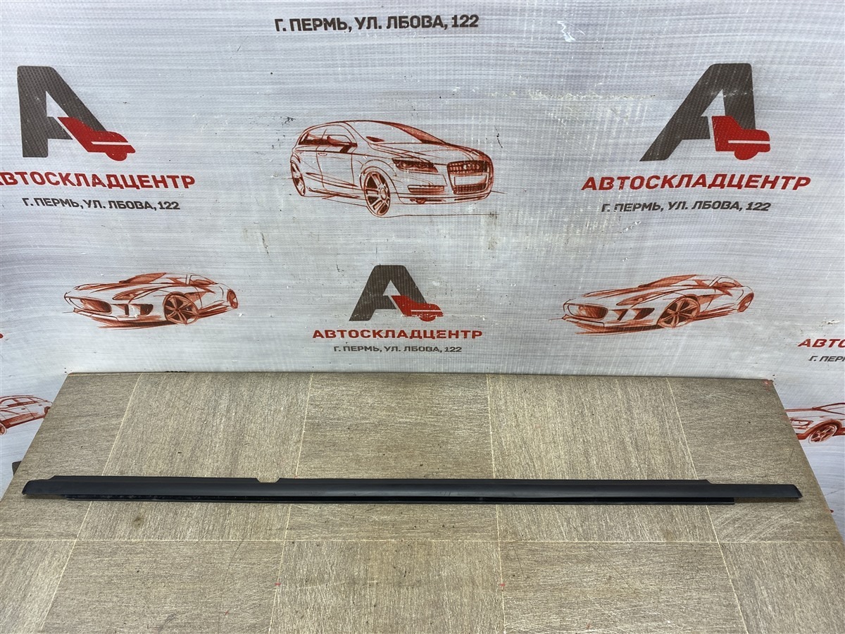 Молдинг-уплотнитель стекла двери (бархотка) VOLKSWAGEN TIGUAN (2007-2017) задний правый (б/у)
