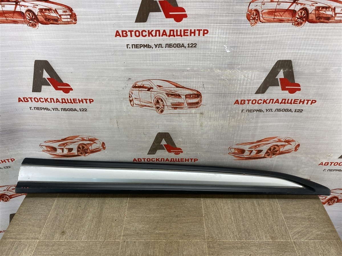 Накладка двери передней правой MITSUBISHI OUTLANDER (2012-н.в.) 2015 (б/у)