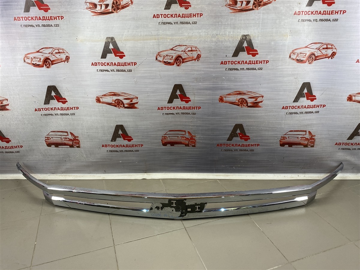 Решетка радиатора - молдинг CHEVROLET TAHOE (2019-н.в.) (б/у)