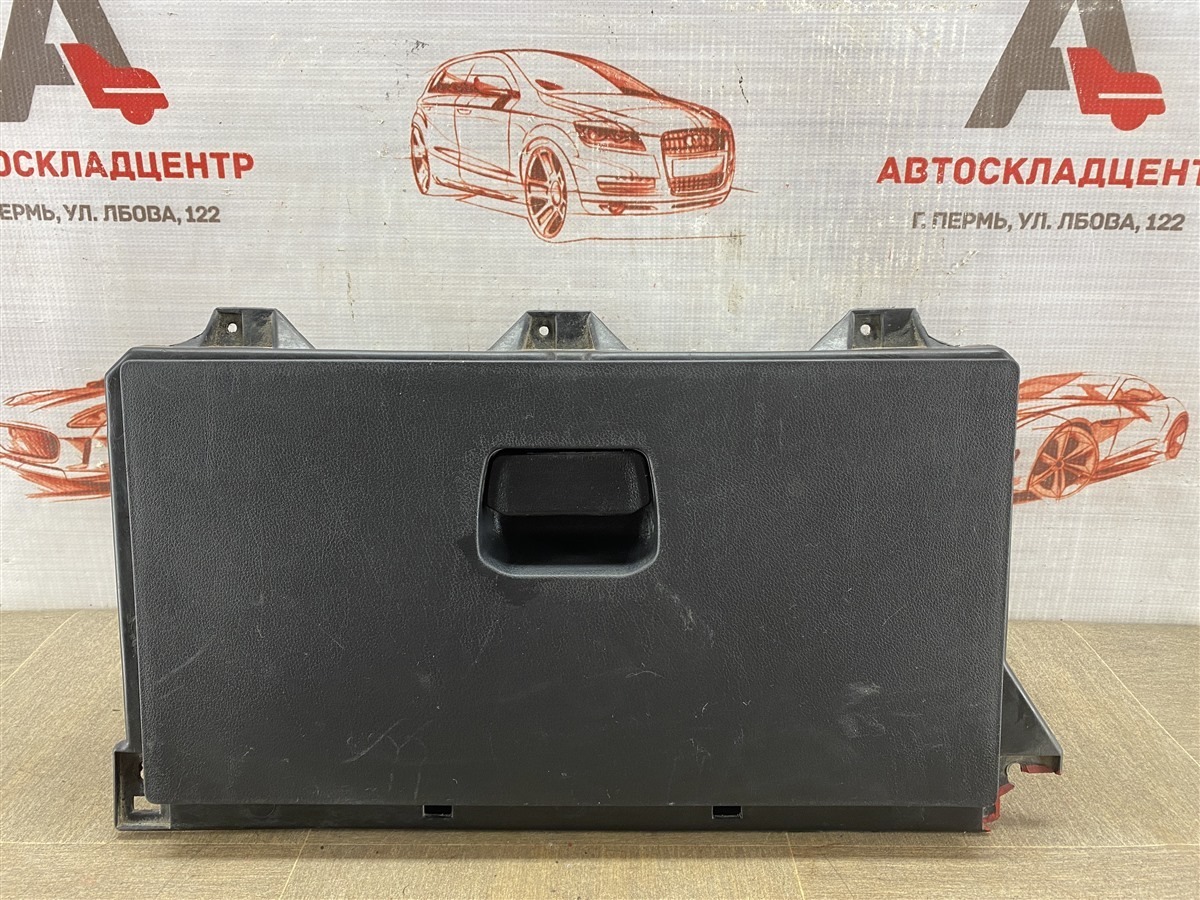 Бардачок - перчаточный ящик SITRAK C7H (б/у)