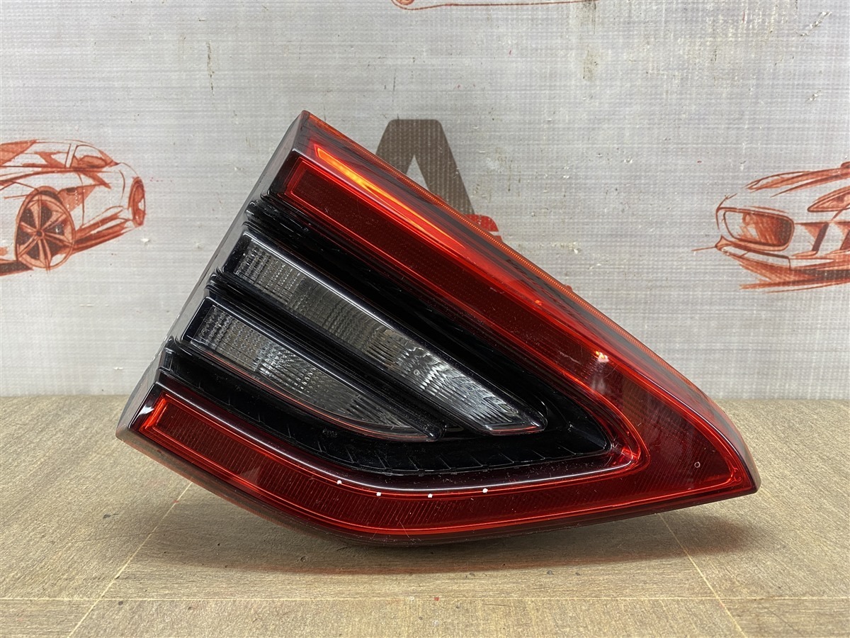 Фонарь левый - вставка в дверь / крышку багажника CHERY TIGGO 4 Pro 2020-н.в. (б/у)