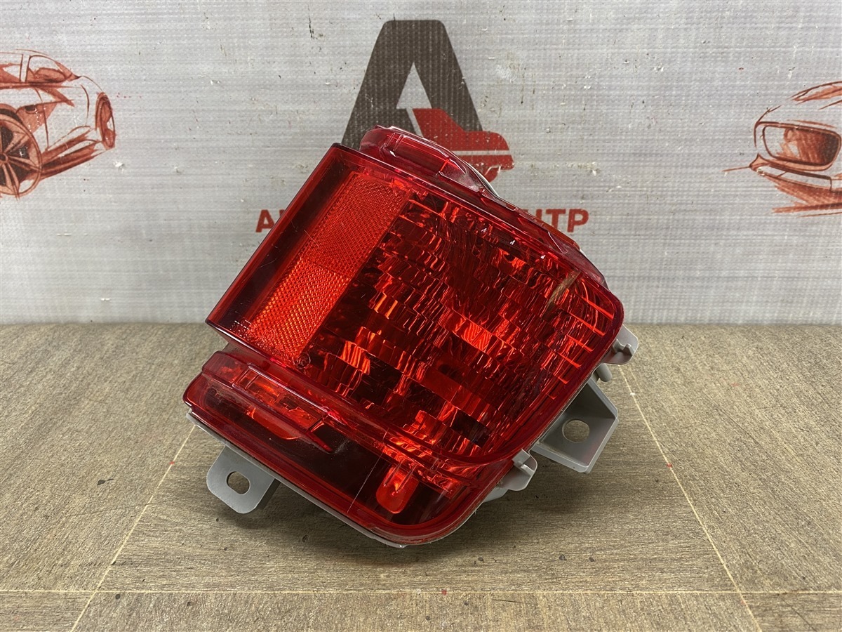 Фонарь противотуманный TOYOTA LAND CRUISER 200 (2007-н.в.) 2015 правый (б/у)