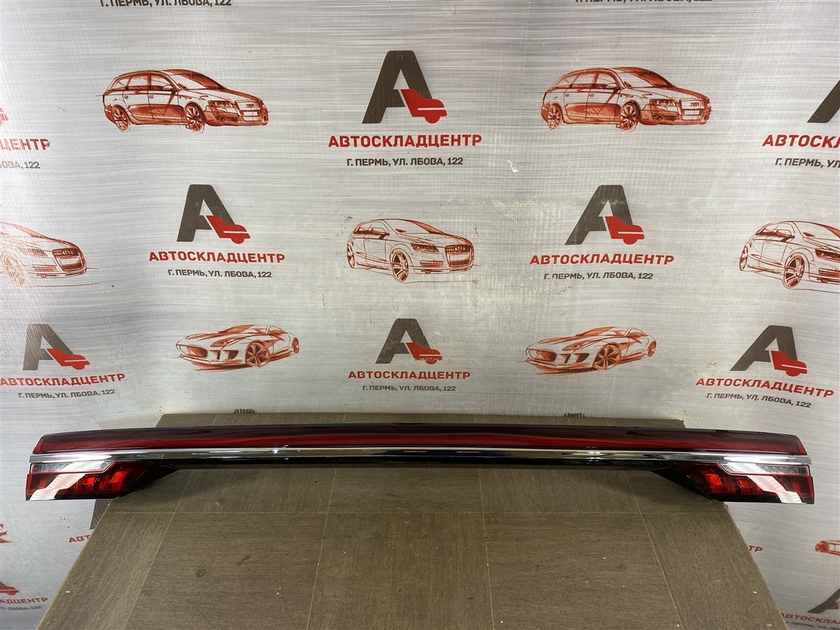 Фонарь задний GEELY MONJARO 2021-н.в. (б/у)