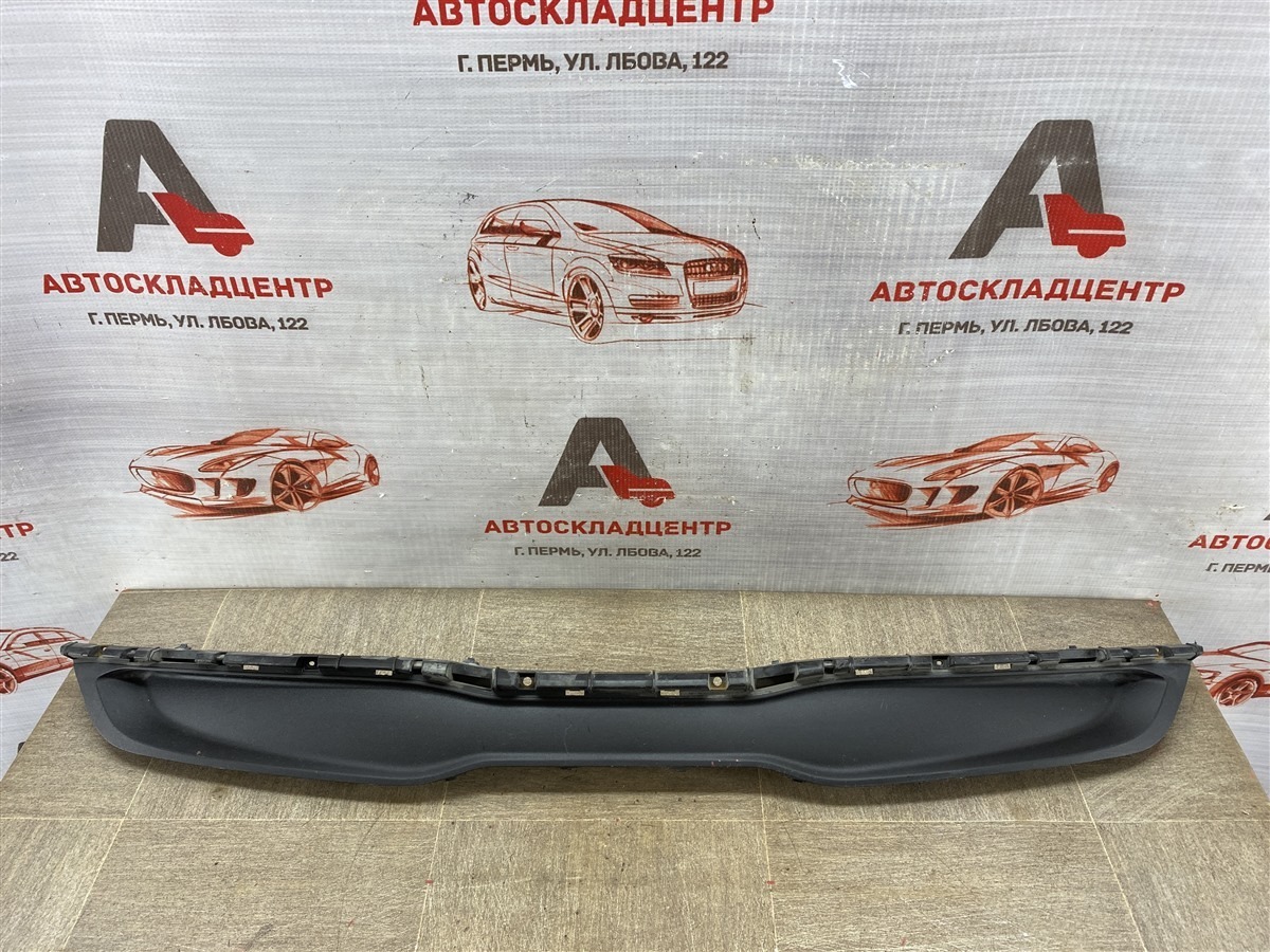 Решетка радиатора KIA RIO (2017-н.в.) 2017 (б/у)