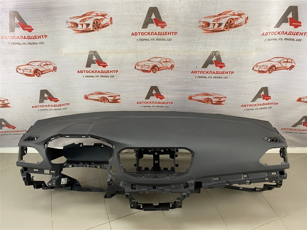 Торпедо - передняя панель салона LADA VESTA 2022 (б/у)