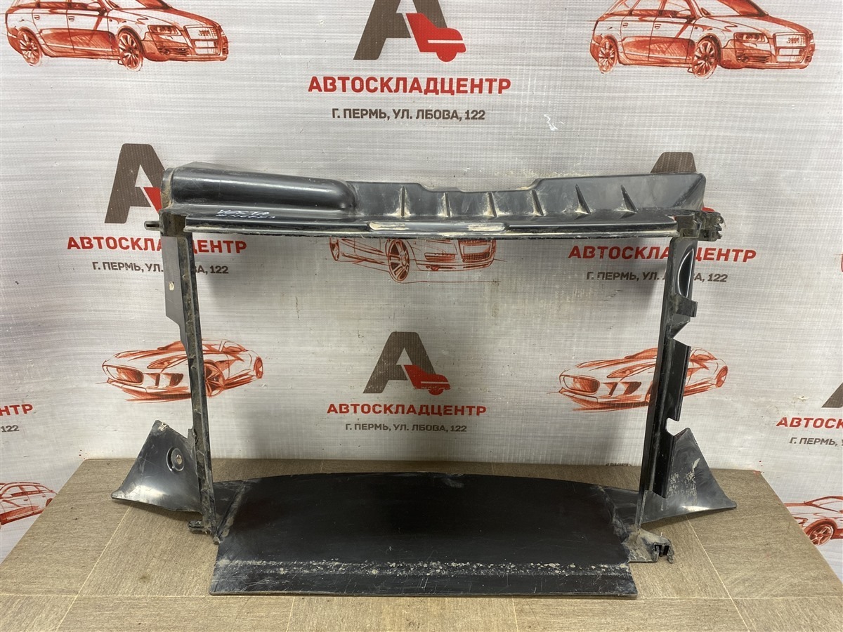 Дефлектор воздушного потока основного радиатора LADA VESTA 2017 (б/у)