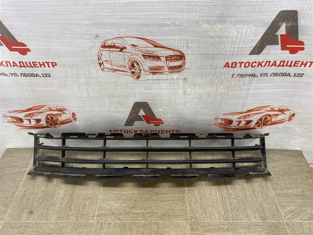 Решетка бампера переднего RENAULT MEGANE (2002-2009) 2002 (б/у)