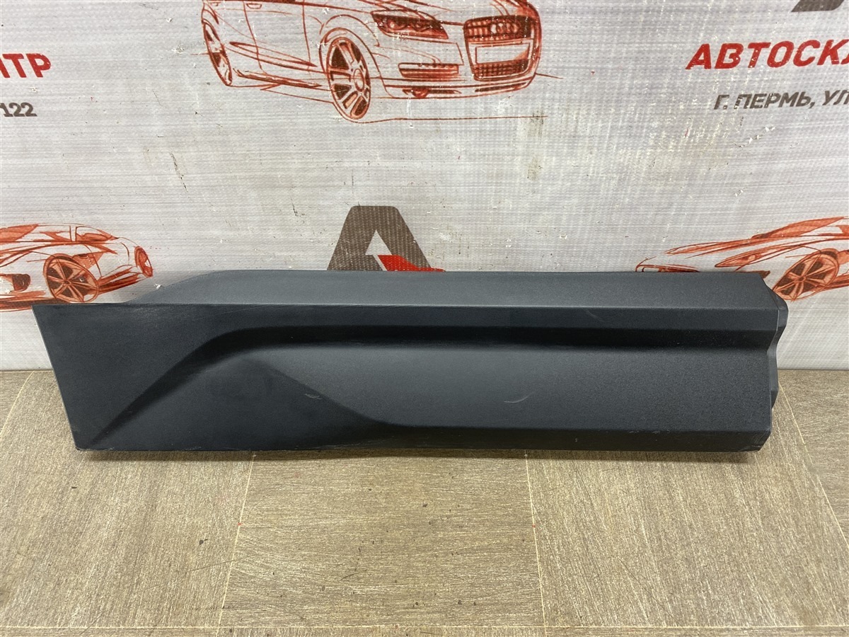 Накладка двери задней правой GEELY COOLRAY (SX11) 2018-н.в. (б/у)