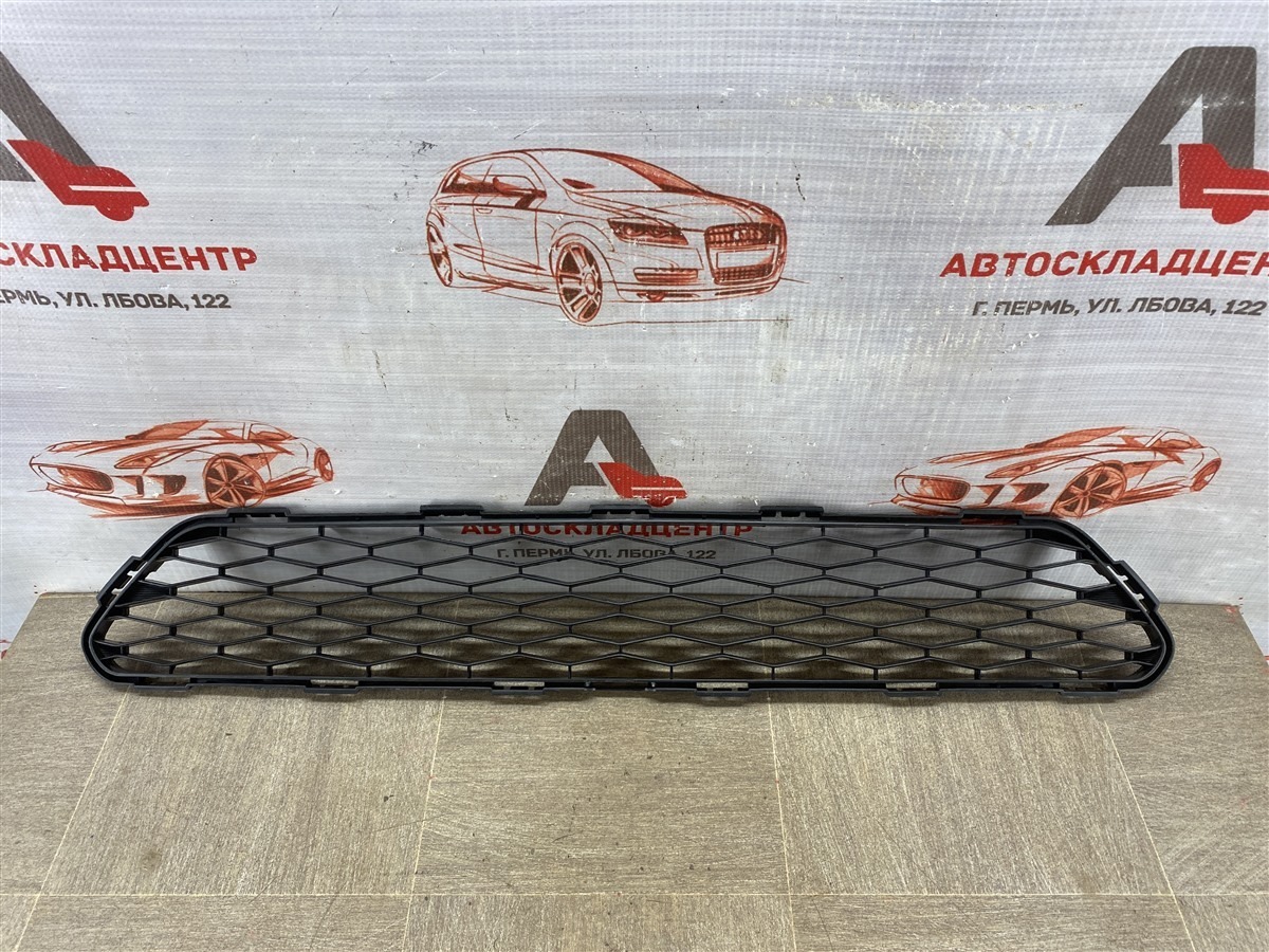 Решетка бампера переднего NISSAN X-TRAIL (2014-н.в.) 2014 (б/у)