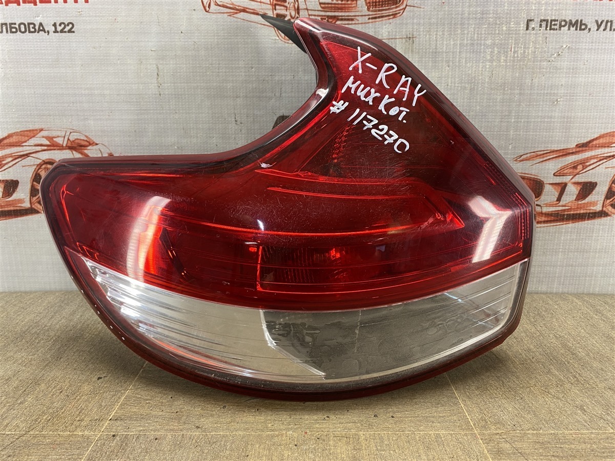 Фонарь левый LADA X-RAY (б/у)