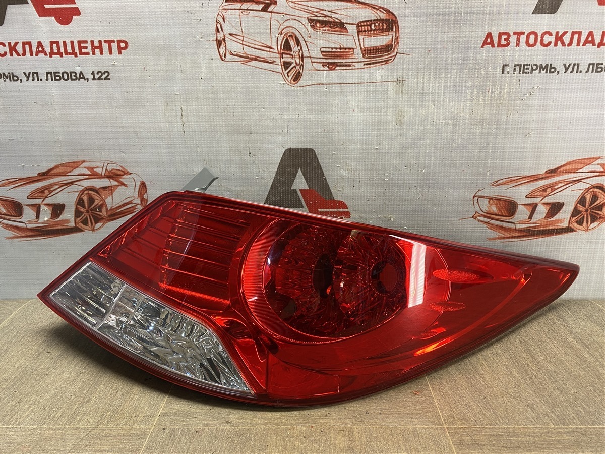 Фонарь правый HYUNDAI SOLARIS (2010-2017) 2010 (б/у)