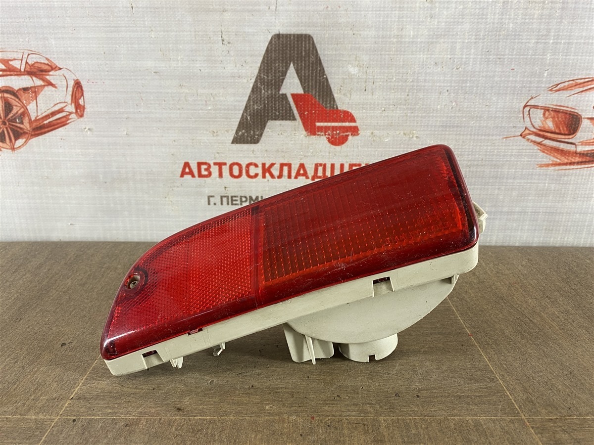 Фонарь противотуманный SUZUKI IGNIS (2004-2007) левый (б/у)