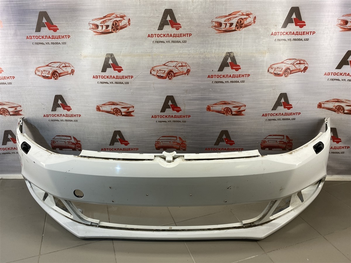 Бампер передний VOLKSWAGEN JETTA (Mk6) 2010-2019 2010 (б/у)