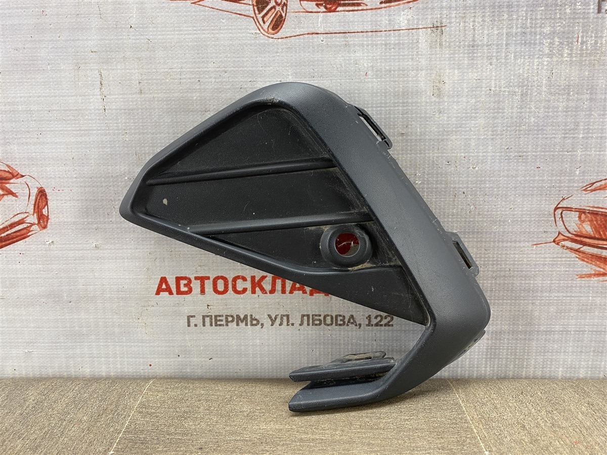 Решетка бампера переднего VOLKSWAGEN POLO (Mk6 RUS) 2020-н.в. левая (б/у)