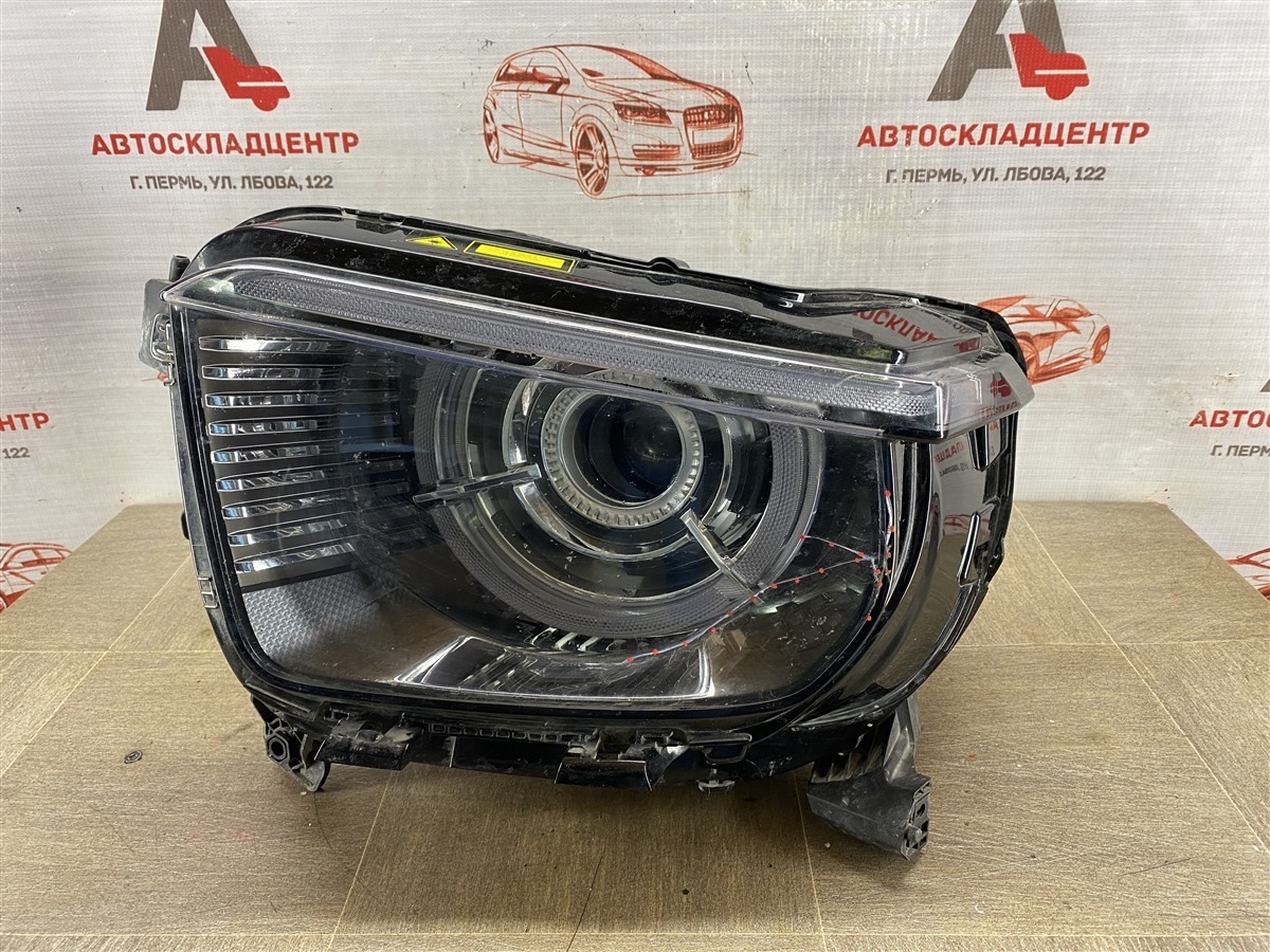 Фара левая TANK 700 (б/у)