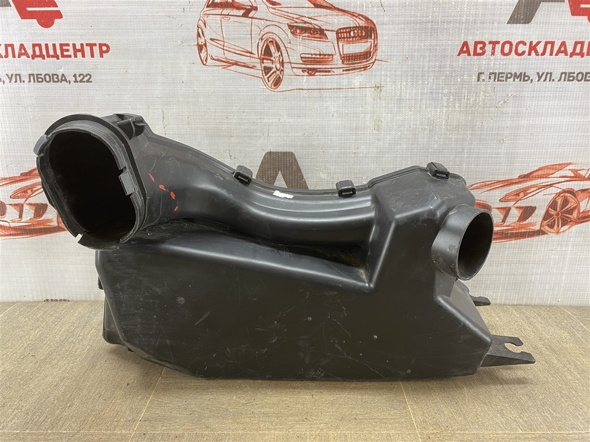 Воздуховод - воздушный ресивер (резонатор) LADA VESTA (б/у)