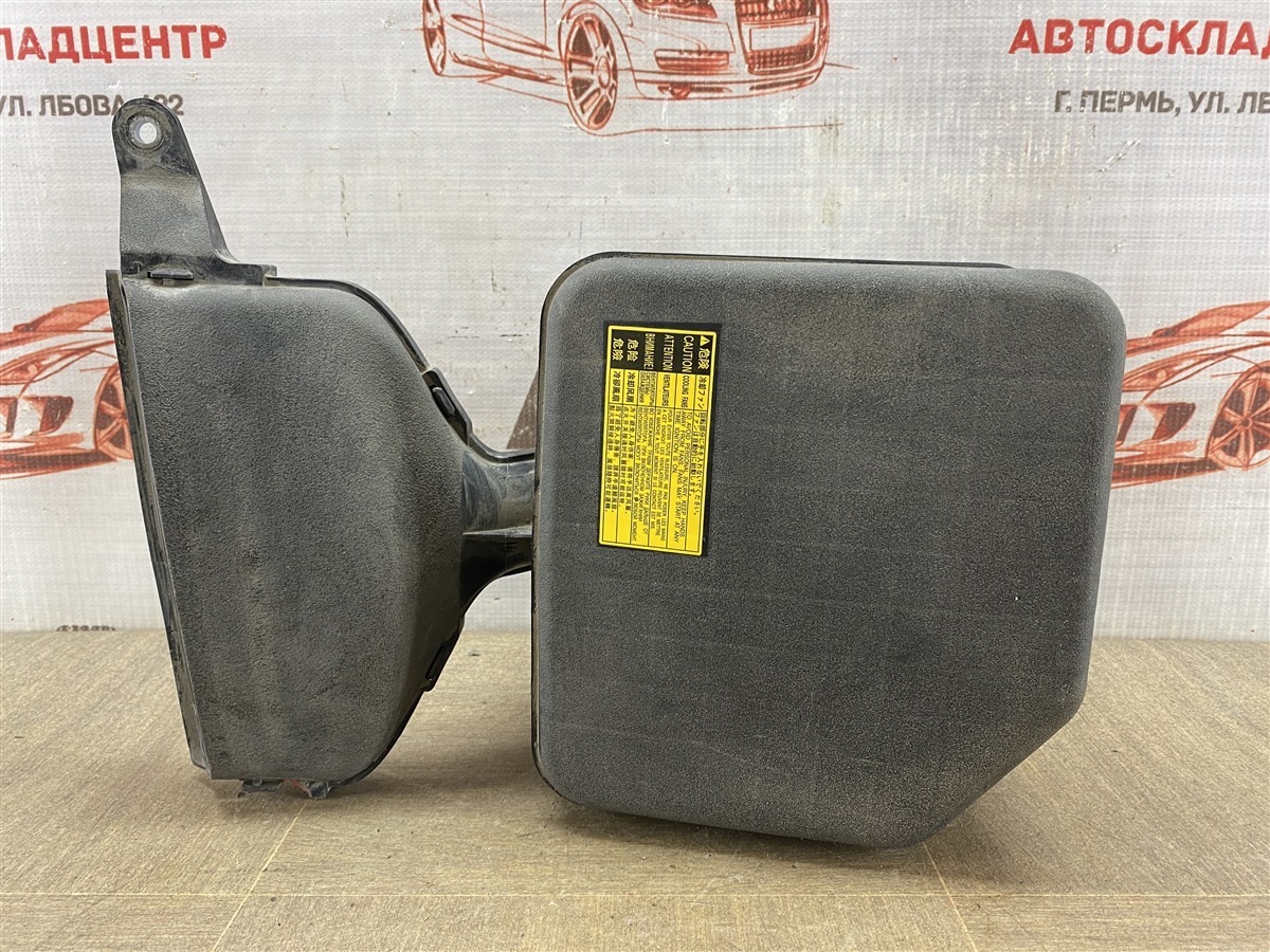 Воздухозаборник - патрубок системы впуска воздуха TOYOTA CAMRY (XV50) 2011-2017 (б/у)