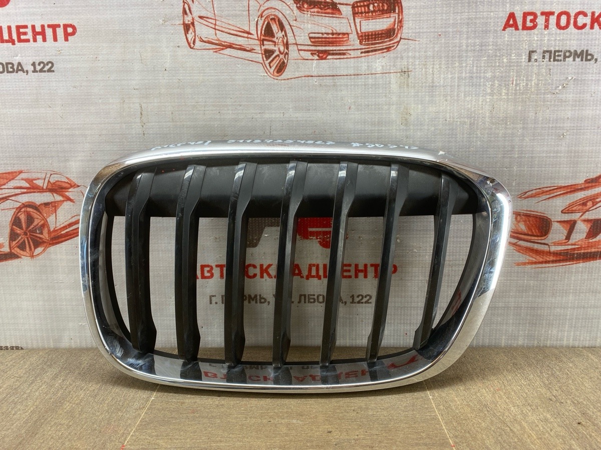 Решетка радиатора BMW X1-series (F48) 2015-н.в. 2015 левая (б/у)
