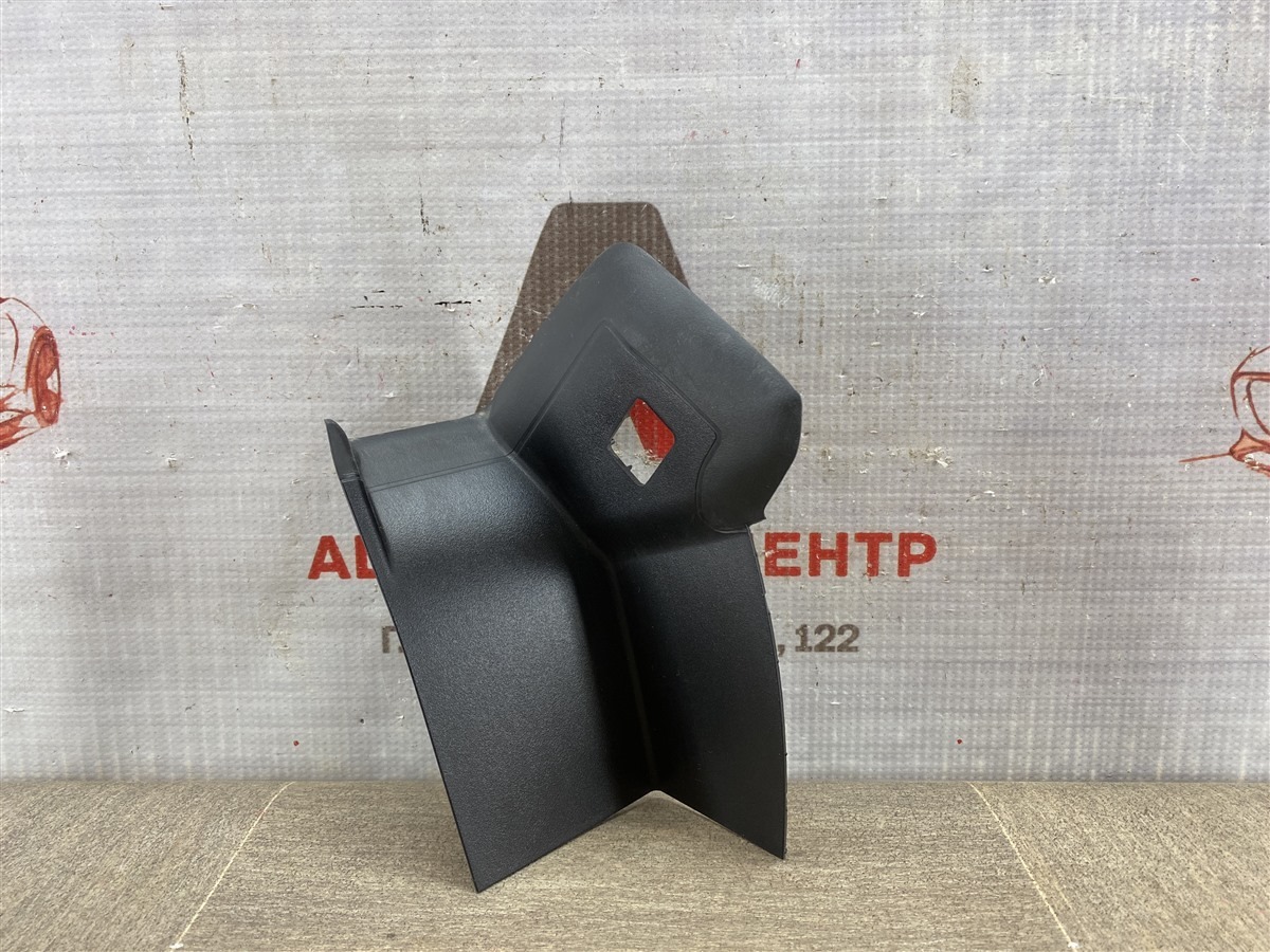 Накладка фонаря правого GEELY MONJARO 2021-н.в. (б/у)