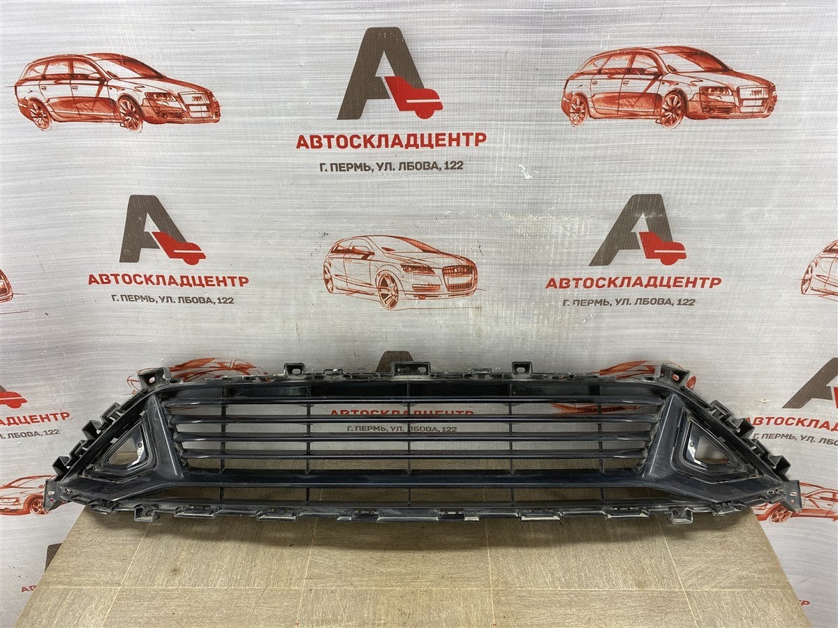 Решетка бампера переднего GEELY COOLRAY (SX11) 2018-н.в. (б/у)