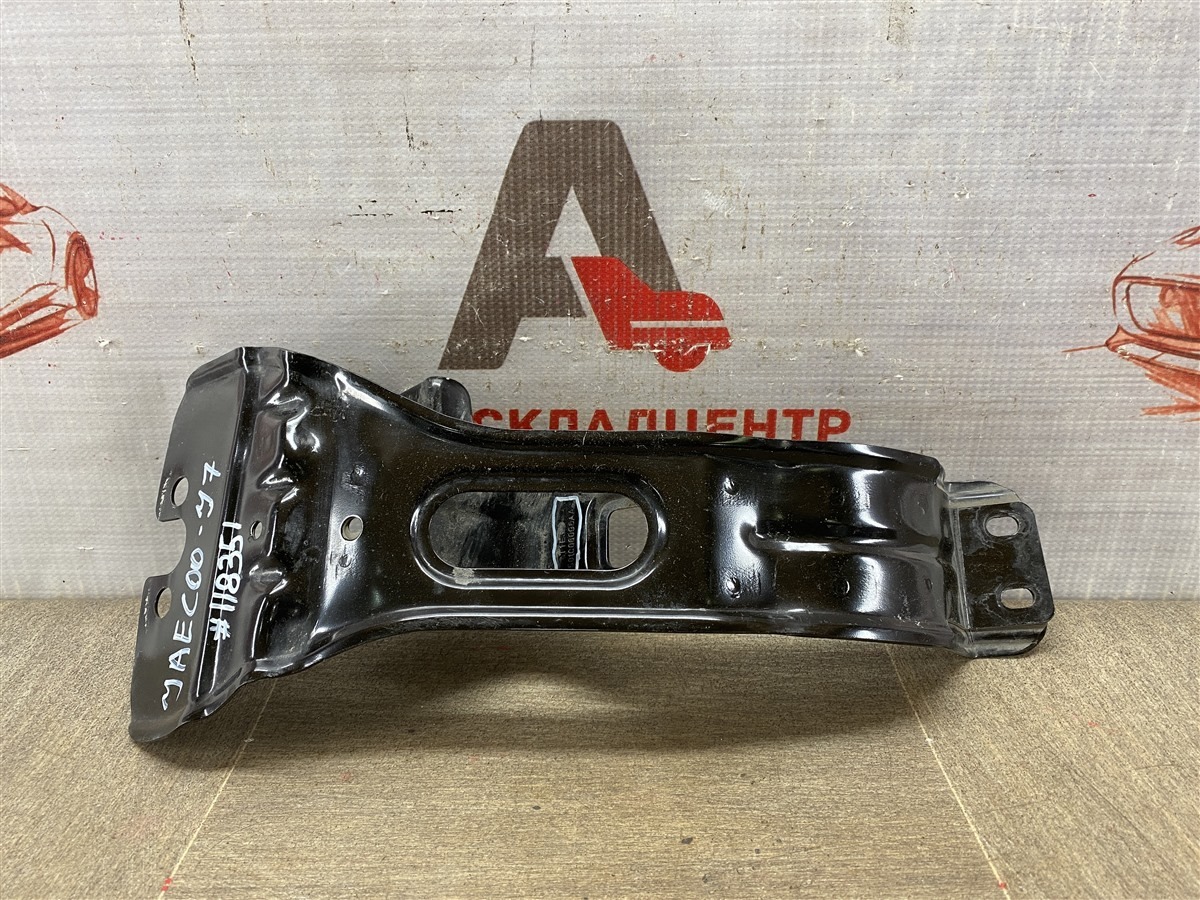Кронштейн (стойка) замка капота JAECOO J7 (б/у)