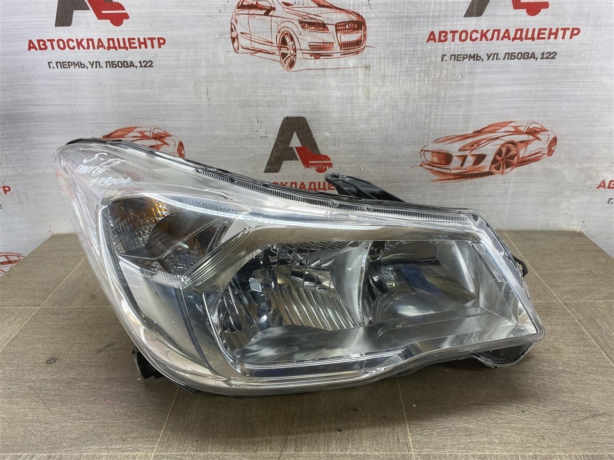 Фара правая SUBARU FORESTER (S13) 2012-2019 2012 (б/у)