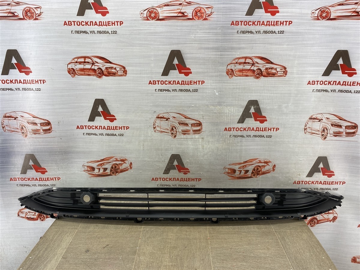 Решетка бампера переднего HAVAL F7 (2018-н.в.) 2022 (б/у)