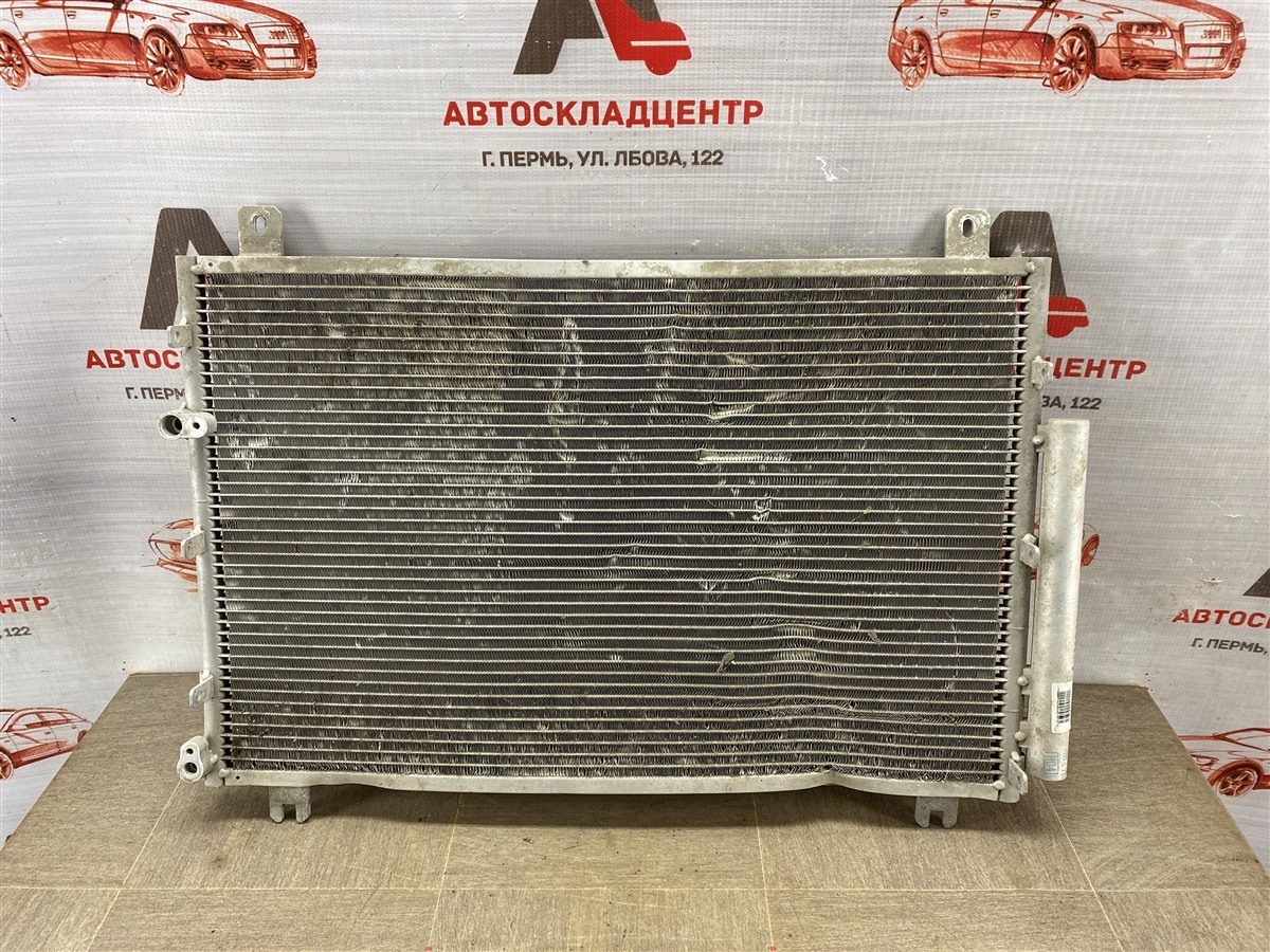 Конденсер (радиатор кондиционера) LIVAN X3 PRO (б/у)