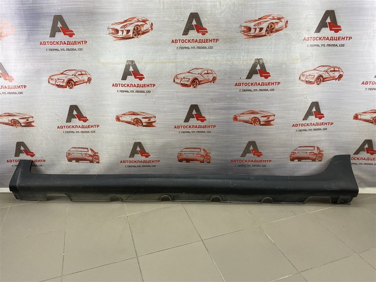 Накладка порога кузова - наружная облицовка KIA RIO X-Line (2017-н.в.) левая (б/у)