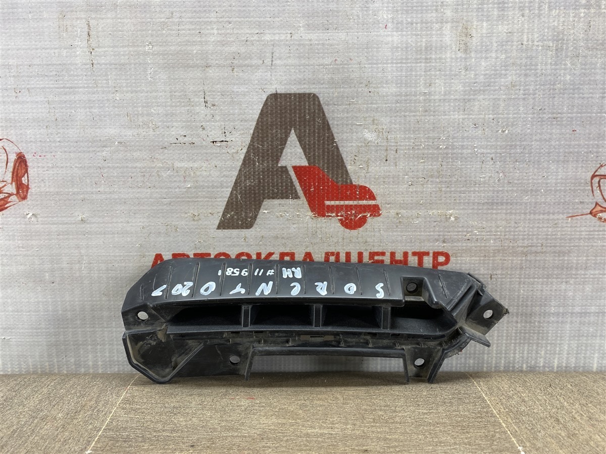 Решетка бампера переднего KIA SORENTO (2020-н.в.) правая (б/у)