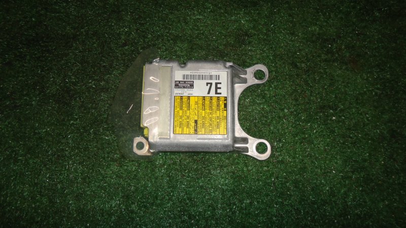 Блок управления airbag Toyota Corolla Axio NZE144 1NZ 89170-12510 контрактная