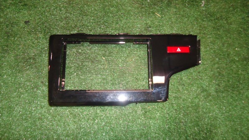 Рамка магнитофона HONDA FIT GP5 LEB контрактная