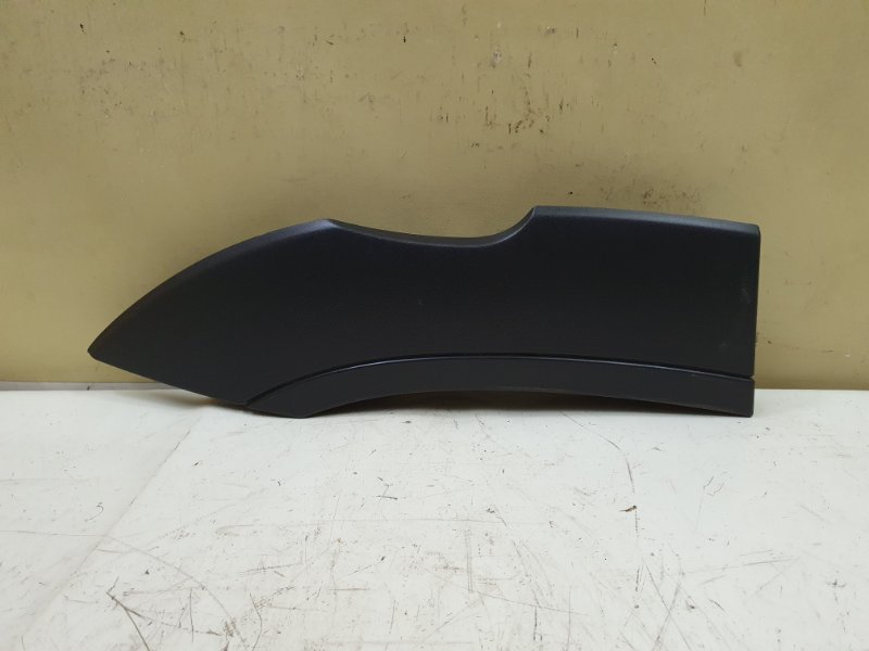 Накладка бампера задняя правая Chevrolet Niva 212308212304550 Б/У