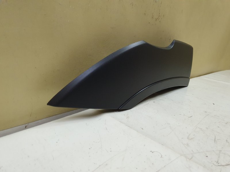 Накладка бампера задняя правая Niva