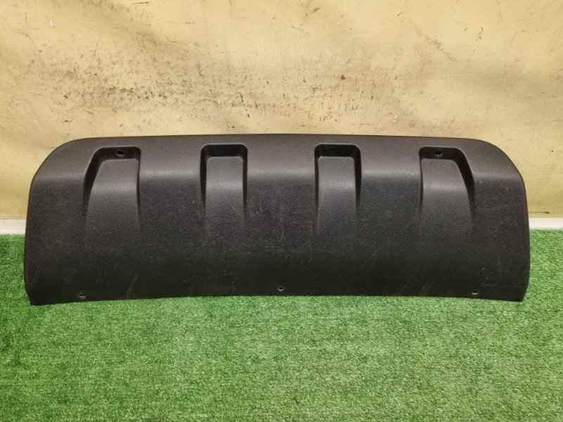 Накладка бампера передняя Chevrolet Niva 212302803016550 Б/У