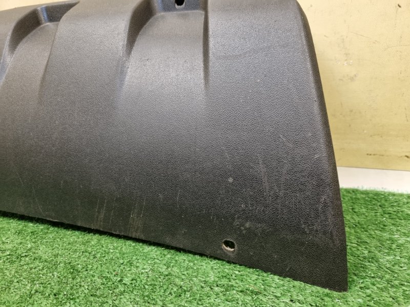 Накладка бампера передняя Niva