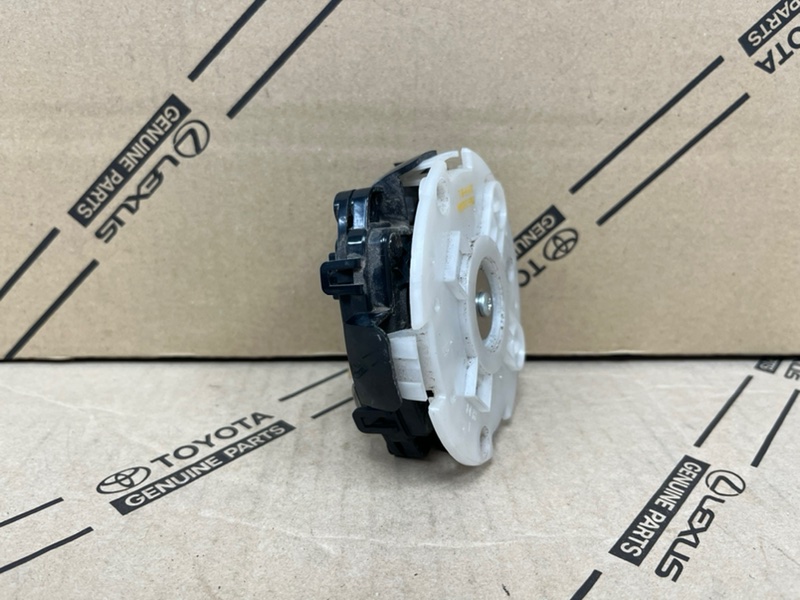 Механизм регулировки зеркала левый Geely Emgrand X7 Механизм регулировки зеркала левый Geely Emgrand X7