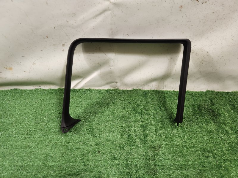 Накладка салона задняя правая Mini Clubman R55 51497167450 Б/У