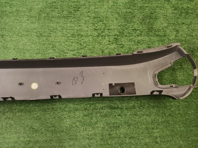 Накладка бампера передняя Clubman F54