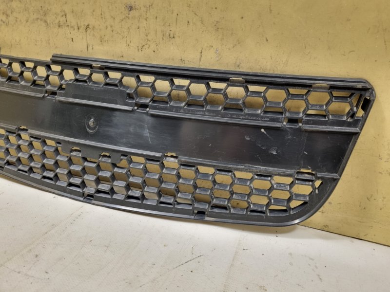 Решетка радиатора Chevrolet Niva