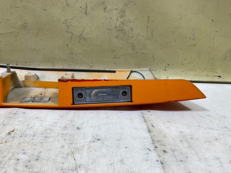Накладка крышки багажника Spark 3