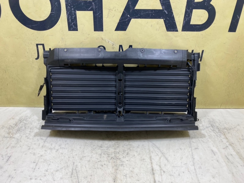 Жалюзи воздуховода Chevrolet Tahoe 5 87864517 Б/У