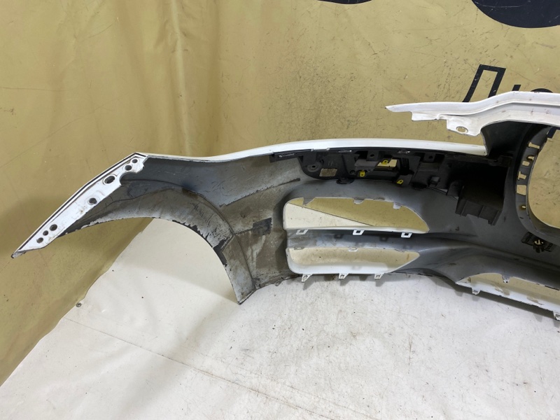 Бампер передний F-Pace