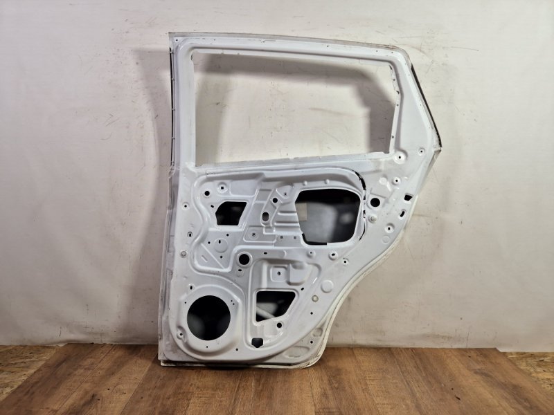 Дверь задняя правая X3 Pro