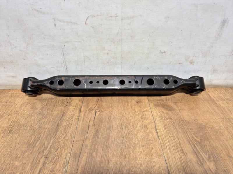 Рычаг подвески задний Nissan Qashqai J11 55111-JE20B Б/У