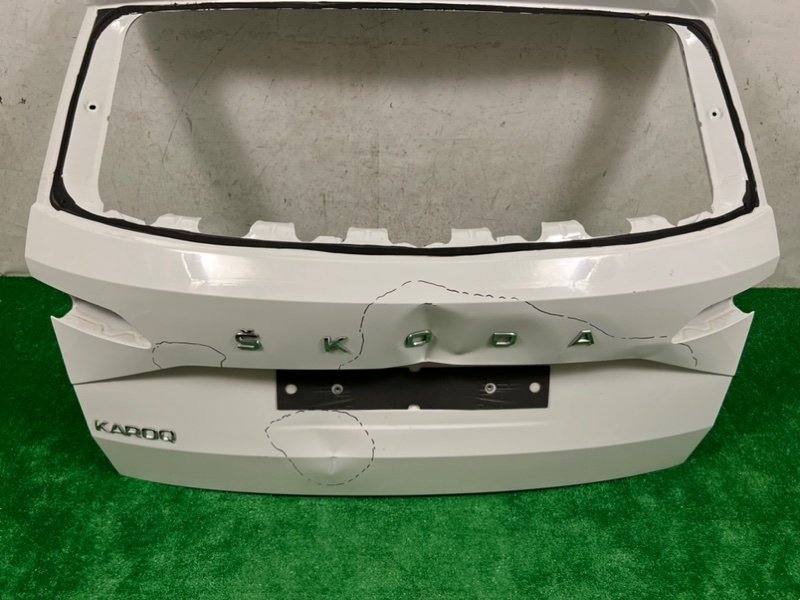 Крышка багажника Skoda Karoq Крышка багажника Skoda Karoq