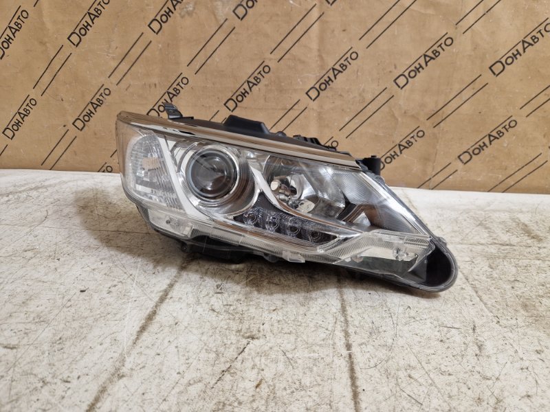 Фара правая Toyota Camry V55 8113033881 Б/У