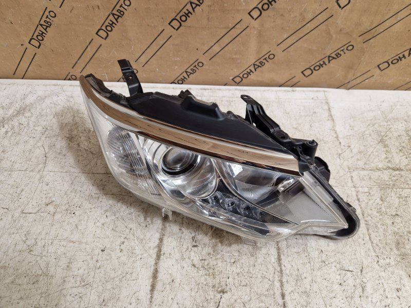 Фара правая Camry V55