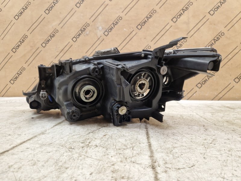 Фара правая Camry V55